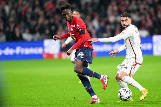 Lille OSC v Stade Brestois 29 - Ligue 1 McDonald s 2025 2026 27 Felix CORREIA (losc) during the Ligue 1 McDonald s match between Lille and Brest at Stade Pierre Mauroy on February 14, 2026 in Lille, France. Lille France  Copyright: xFEPx 776348290