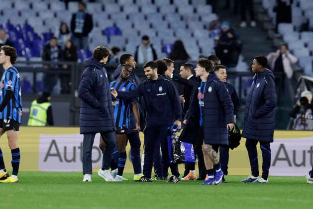 Serie A football match SS Lazio vs Atalanta BC Atalanta celebrate victory match for 0-2 during the Serie A football match SS Lazio vs Atalanta BC at Olimpico Stadium on February 14, 2026, in Rome. _BPH2479 Copyright: xAntonioxBalascox
