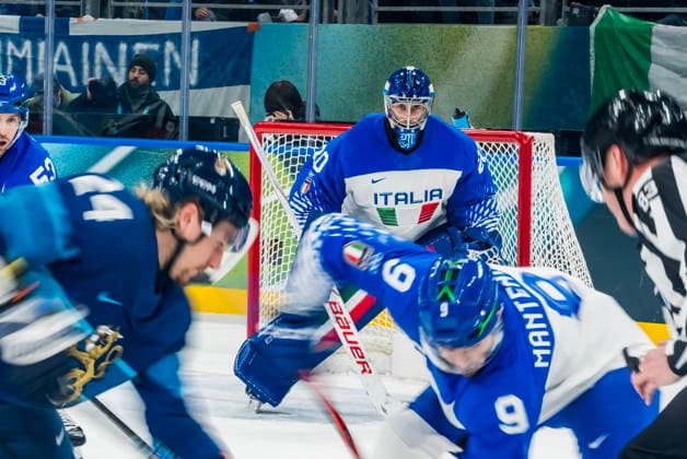February 14, 2026, Milan, Lombardy, Italy: Goalkeeper Damian Clara 20 of Team Italy defends the net against Team Finland in the Preliminary Round Group B at the Milano Santagiulia Ice hockey, Eishockey Arena in MILAN, Italy during the 2026 Milano Cortina Winter Olympics. Olympics 2026: Milano Cortina: Ice Hockey Mens: Damian Clara  - ZUMAa161 20260214_oly_a161_090 Copyright: xWalterxG.xArcex