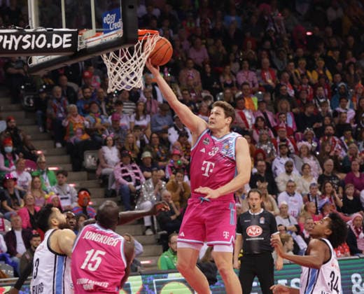 Patrick Heckmann Bonn under the basket, Telekom Baskets Bonn vs Veolia Towers Hamburg, easyCredit BBL, Matchday 20, Telekom Dome Bonn, 14 02 2026