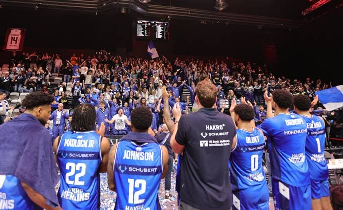 14 02 2026 Basketball Season 2025 2026 2 Bundesliga Pro A 23 Matchday Nuremberg Falcons Basketball Club NBC HAKRO Merlins Crailsheim Sportfoto Zink DaMa xdaxmax Joy cheering after the end of the game Gabriel de Oliveira 1, Hakro Merlins Crailsheim and team Team of the Hakro Merlins Crailsheim celebrate after the end of the game in the spectators audience fans traveling with them