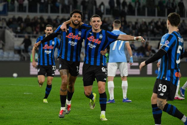 CALCIO - Serie A - SS Lazio vs Atalanta BC Atalanta s Ederson and Atalanta s Nikola Krstovic celebrates after scoring the goal 0-1 during the Italian Football Championship League A 2025 2026 match between SS Lazio vs Atalanta BC at the Olimpic Stadium in Rome on 14 February 2026. Rome Italy  Copyright: xIPAxSport ABACAx
