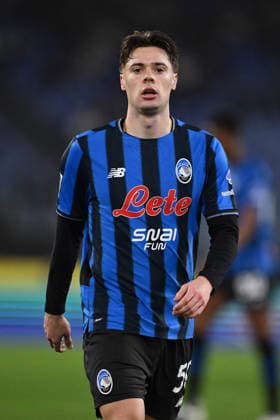 CALCIO - Serie A - SS Lazio vs Atalanta BC Nicola Zalewski of Atalanta B.C. is in action during the 25th matchday of the Serie A championship between S.S. Lazio and Atalanta B.C. at the Stadio Olimpico on February 14, 2026 in Rome, Italy. Rome Italy  Copyright: xIPAxSport ABACAx