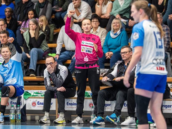 Johanna Fossum Sport Union Neckarsulm, 12 cheers for her team, Frisch Auf Goeppingen vs Sport Union Neckarsulm, Handball, 1 Bundesliga, Season 2025 2026, 14 02 2026 Frisch Auf Goeppingen vs Sport Union Neckarsulm, Handball, 1 Bundesliga, Season 2025 2026, 14 02 2026 Goeppingen Copyright: xMichaelxSchmidt Eibner-Pressefotx EP_MST