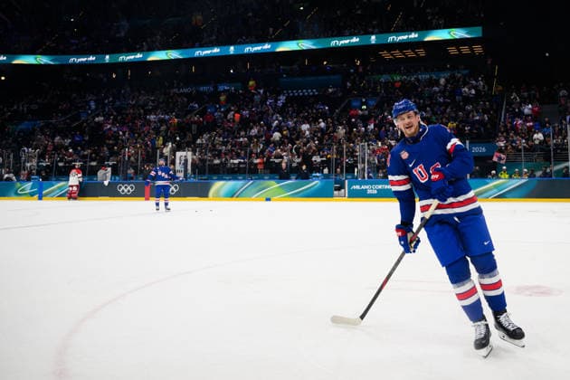 260214 Jack Eichel of USA ahead of the men s Ice hockey, Eishockey game between USA and Denmark during day 8 of the 2026 Winter Olympics on February 14, 2026 in Milan. Photo: Emma Wallskog BILDBYRAN kod EW EW0635 ishockey ice hockey Olympic Games, Olympische Spiele, Olympia, OS olympics winter olympics os ol olympiska spel vinter-os olympiske leker milano cortina 2026 milan cortina 2026 milano cortina 2026 olympic games milano cortina 2026 winter olympic games milano cortina-os milano cortina-ol vinter-ol 8 bbeng usa denmark danmark *** 260214 Jack Eichel of USA ahead of the men s ice hockey game between USA and Denmark during day 8 of the 2026 Winter Olympics on February 14, 2026 in Milan Photo Emma Wallskog BILDBYRAN code EW EW0635 ice hockey ice hockey olympic games olympics winter olympics os ol olympiska spel vinter os olympiske leker milano cortina 2026 milan cortina 2026 milano cortina 2026 olympic games milano cortina 2026 winter olympic games milano cortina os milano cortina ol vinter ol 8 bbeng usa denmark denmark  Copyright: EMMAxWALLSKOG BB260214EW071
