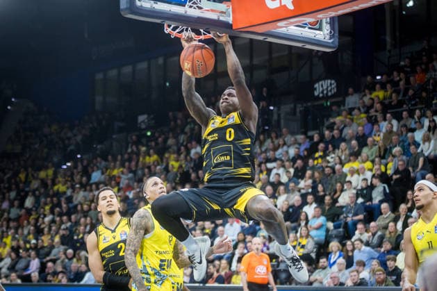 Oldenburg, Lower Saxony, DEU, 14 02 2026, Babacar Sane Center, MHP Riesen Ludwigsburg , Michale Kyser EWE Baskets Oldenburg EWE Baskets Oldenburg vs MHP Riesen Ludwigsburg Basketball 1 Basketball Bundesliga Season 2025 2026, Matchday 20, Grosse EWE Arena EWE Baskets Oldenburg vs MHP Riesen Ludwigsburg www.andreas-burmann.de