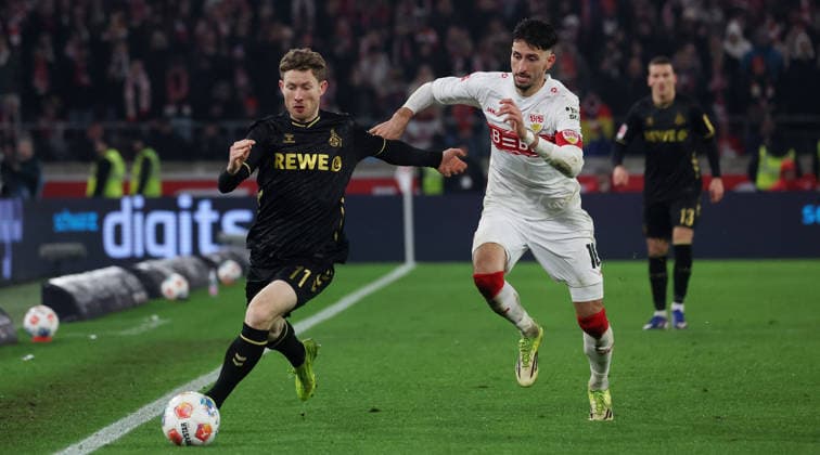 14 02 2026, Germany, Stuttgart, Soccer Bundesliga, Matchday 22, VfB Stuttgart vs 1 FC Köln, v l Florian Kainz Köln , Atakan Karazor VfB
