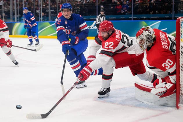 260214 Tage Thompson of USA against Markus Lauridsen and goaltender Mads Sogaard of Denmark in the men s Ice hockey, Eishockey game between USA and Denmark during day 8 of the 2026 Winter Olympics on February 14, 2026 in Milan. Photo: Emma Wallskog BILDBYRAN kod EW EW0635 ishockey ice hockey Olympic Games, Olympische Spiele, Olympia, OS olympics winter olympics os ol olympiska spel vinter-os olympiske leker milano cortina 2026 milan cortina 2026 milano cortina 2026 olympic games milano cortina 2026 winter olympic games milano cortina-os milano cortina-ol vinter-ol 8 bbeng usa denmark danmark *** 260214 Tage Thompson of USA against Markus Lauridsen and goaltender Mads Sogaard of Denmark in the men s ice hockey game between USA and Denmark during day 8 of the 2026 Winter Olympics on February 14, 2026 in Milan Photo Emma Wallskog BILDBYRAN kod EW EW0635 ishockey ice hockey olympic games olympics winter olympics os ol olympiska spel vinter os olympiske leker milano cortina 2026 milan cortina 2026 milano cortina 2026 olympic games milano cortina 2026 winter olympic games milano cortina os milano cortina ol vinter ol 8 bbeng usa denmark danmark  Copyright: EMMAxWALLSKOG BB260214EW088