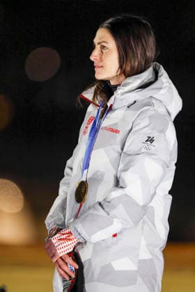 OLYMPICS - Winter Olympic Games, Olympische Spiele, Olympia, OS Milano Cortina 2026 CORTINA D AMPEZZO,ITALY,14.FEB.26 - OLYMPICS, SKELETON - Winter Olympic Games Milano Cortina 2026, women, medal ceremony. Image shows the rejoicing of Janine Flock (AUT).  GEPAxpictures xMaticxKlansek