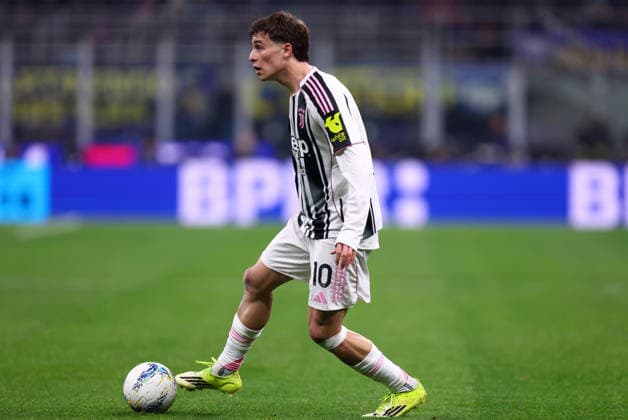 Serie A Fc Internazionale - Juventus Fc Kenan Yildiz of Juventus Fc in action during the Serie A match beetween Fc Internazionale and Juventus Fc at Stadio Giuseppe Meazza on February 14 2026 in Milan Italy . Milano Stadio Giuseppe Meazza Italy Copyright: xMarcoxCanonierox