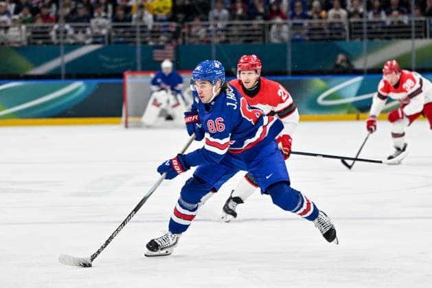 14 02 2026, Milano, Santa Giulia Ice hockey, Eishockey Arena, Winter Olympics: USA - Denmark (Ice Hockey), Jack Hughes of United States Milano Santa Giulia Ice Hockey Arena Lombardy Italy *** 14 02 2026, Milano, Santa Giulia Ice Hockey Arena, Winter Olympics USA Denmark Ice Hockey , Jack Hughes of United States Milano Santa Giulia Ice Hockey Arena Lombardy Italy Copyright: xJustPictures.ch AndreaxBrancax jp-en-AnBr-AB-AAB_091814022026