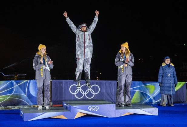 MILANO CORTINA 2026 - OLYMPISCHE WINTERSPIELE - CORTINA D™AMPEZZO - SKELETON FRAUEN ** NUR FÜR REDAKTIONELLE ZWECKE ** EDITORIAL USE ONLY **<p>14 02 2026-Cortina d™Ampezzo: Olympische Winterspiele Milano Cortina 2026 Skeleton Frauen Cortina Sliding Centre im Foto: Jacqueline Pfeifer 6 (GER), Janine Flock 1 (AUT), Susanne Kreher 8 (GER) ( Italien Venetien Cortina d™Ampezzo Copyright: SaschaxFromm *** MILANO CORTINA 2026 OLYMPIC WINTER GAMES CORTINA D™AMPEZZO SKELETON WOMEN FOR EDITORIAL PURPOSES ONLY p 14 02 2026 Cortina d™Ampezzo Olympic Winter Games Milano Cortina 2026 Skeleton Women Cortina Sliding Centre in photo Jacqueline Pfeifer 6 GER , Janine Flock 1 AUT , Susanne Kreher 8 GER Italy Veneto Cortina d™Ampezzo Copyright SaschaxFromm Copyright: SaschaxFromm doc84ks7a6hkq813bfbhob9 ,EDITORIAL USE ONLY