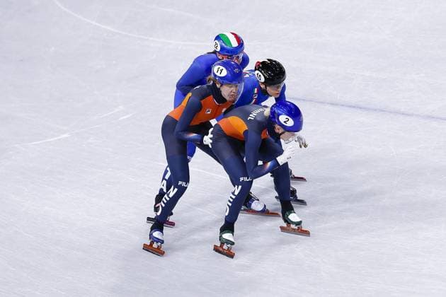 MILAN , 14-02-2026 , Milano Ice Skating Arena , season 2025 2026 , Olympic Winter games, Winterspiele,Spiele, Summer games 2026 - Short Track Short Track 14-02, Picture shows relay women semifinal Netherlands Michelle Velzeboer Xandra Velzeboer Chiara Betti Arianna Fontana Olympic Winter Games 2026 - Short Track Short Track 14-02  x201600909x Copyright: