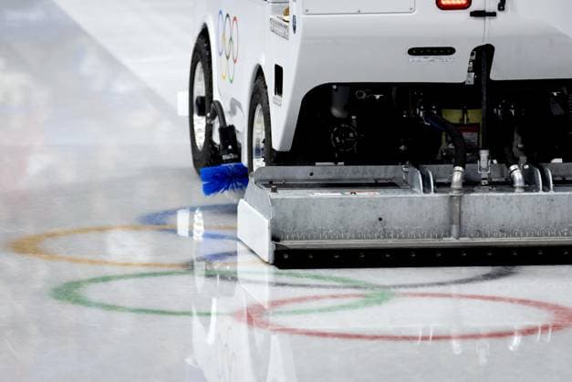 MILAN - A Zamboni after the 3000-meter relay short track Speed skating, Eisschnelllauf event at the Milan Ice Skating Area at the Milan Winter Olympics. ROBIN VAN LONKHUIJSEN ANP xVIxANPxSportx xxANPxIVx 550715919 originalFilename: 550715919.jpg