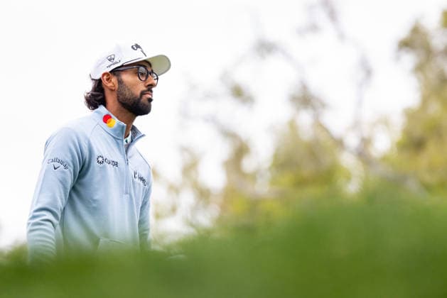 PEBBLE BEACH, CA - FEBRUARY 14: Akshay Bhatia of the United States looks on on the second tee during the third round of the AT&T Pebble Beach Pro-Am 2026 on February 14, 2026 at Pebble Beach Golf Links in Pebble Beach, CA. (Photo by Matthew Huang Icon Sportswire) GOLF: FEB 14 PGA, Golf Herren AT&T Pebble Beach Pro-Am EDITORIAL USE ONLY Icon2602140123