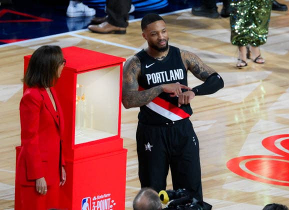 2026 NBA, Basketball Herren, USA All-Star - State Farm 3-Point Contest LOS ANGELES, CA - FEBRUARY 14: Damian Lillard (0) of the Portland Trail Blazers shoots a three point basket during the State Farm 3-Point Contest as part of the 2026 NBA All-Star Weekend on February 14, 2026 at Intuit Dome in Inglewood, California. Tayfun Coskun Anadolu California United States. Editorial use only. Please get in touch for any other usage.  Copyright: x2026xAnadoluxTayfunxCoskunx