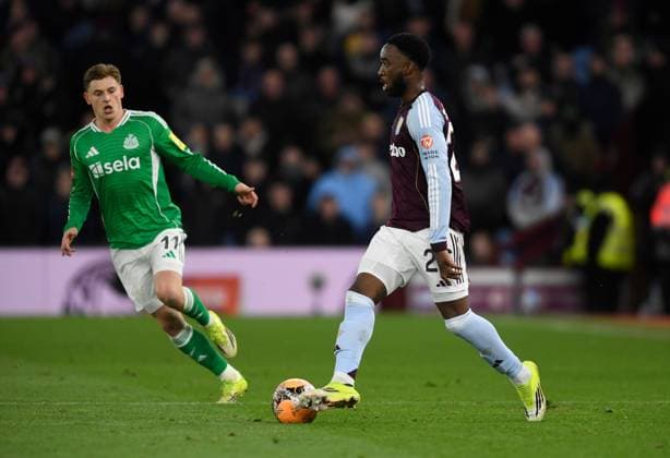 Lamare Bogarde of Aston Villa in action with Harvey Barnes of Newcastle United Aston Villa v Newcastle United, Emirates FA Cup, Fourth Round, Football, Villa Park, Birmingham, UK - 14 Feb 2026Birmingham Villa Park United Kingdom EDITORIAL USE ONLY No use with unauthorised audio, video, data, fixture lists, club league logos or live services. Online in-match use limited to 120 images, no video emulation. No use in betting, games or single club league player publications. Copyright: xAlanxWalter Shutterstockx 16608496bv