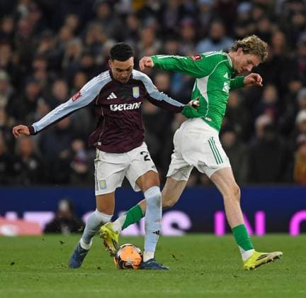 Morgan Rogers of Aston Villa in action with Nick Woltemade of Newcastle United Aston Villa v Newcastle United, Emirates FA Cup, Fourth Round, Football, Villa Park, Birmingham, UK - 14 Feb 2026Birmingham Villa Park United Kingdom EDITORIAL USE ONLY No use with unauthorised audio, video, data, fixture lists, club league logos or live services. Online in-match use limited to 120 images, no video emulation. No use in betting, games or single club league player publications. Copyright: xAlanxWalter Shutterstockx 16608496cb
