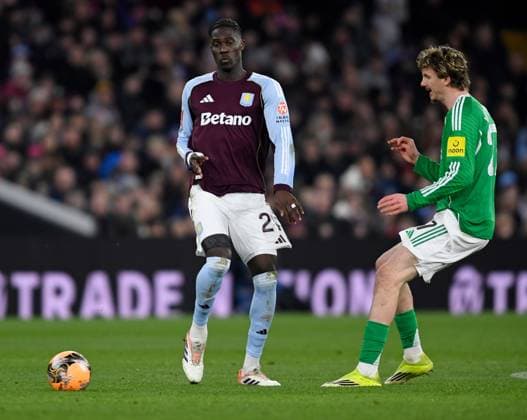 Amadou Onana of Aston Villa in action with Nick Woltemade of Newcastle United Aston Villa v Newcastle United, Emirates FA Cup, Fourth Round, Football, Villa Park, Birmingham, UK - 14 Feb 2026Birmingham Villa Park United Kingdom EDITORIAL USE ONLY No use with unauthorised audio, video, data, fixture lists, club league logos or live services. Online in-match use limited to 120 images, no video emulation. No use in betting, games or single club league player publications. Copyright: xAlanxWalter Shutterstockx 16608496ci