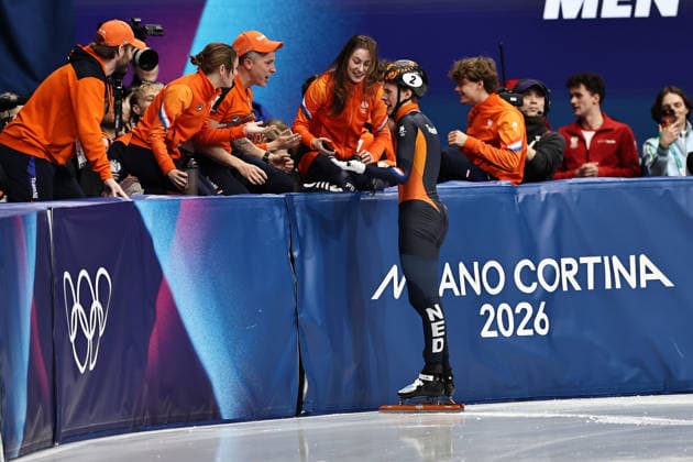 Jens van Twout, NED, after mens 1,500m final at 2026 short track Speed skating, Eisschnelllauf Olympic Games, Olympische Spiele, Olympia, OS in Milan; 14 02 2026 - *** Jens van Twout, NED, after mens 1,500m final at 2026 short track speed skating olympic games in Milan 14 02 2026 