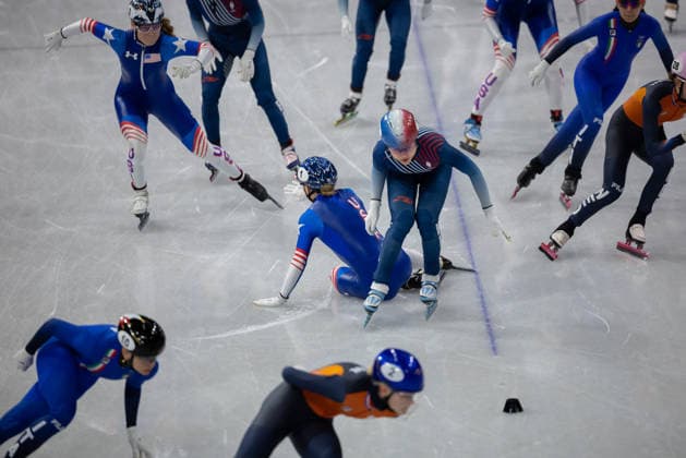 February 14, 2026, Milano, Lombardy, Italy: Corinne Stoddard (3) of the United States and Kristen Santos-Griswold (1) of the United States fall in Short Track Speed skating, Eisschnelllauf Women 3000m relay semifinals during the 2026 Winter Olympics at the Milano Ice Skating Arena on Saturday in Milano. Olympics 2026: Milano Cortina: Short Track Speed Skating Women s  - ZUMAj89_ 20260214_oly_j89_030 Copyright: xPaulxKitagakixJr.x