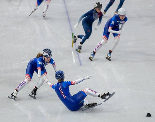 February 14, 2026, Milano, Lombardy, Italy: Corinne Stoddard (3) of the United States and Kristen Santos-Griswold (1) of the United States fall in Short Track Speed skating, Eisschnelllauf Women 3000m relay semifinals during the 2026 Winter Olympics at the Milano Ice Skating Arena on Saturday in Milano. Milano Italy - ZUMAj89_ 20260214_oly_j89_032 Copyright: xPaulxKitagakixJr.x