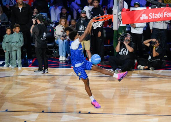 NBA, Basketball Herren, USA All Star 2026: Slum Dunk Contest LOS ANGELES, CA - FEB 14: Jase Richardson of Orlando Magic competes for the Slum Dunk Contest during NBA All Star 2026 Saturday at Intuit Dome, Inglewood, Los Angeles, California, United States on February 14, 2026. Tayfun Coskun Anadolu California United States. Editorial use only. Please get in touch for any other usage.  Copyright: x2026xAnadoluxTayfunxCoskunx