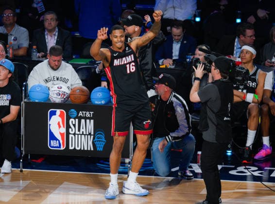 NBA, Basketball Herren, USA All Star 2026: Slum Dunk Contest LOS ANGELES, CA - FEB 14: Keshad Johnson of Miami Heat won the Slum Dunk Contest during NBA All Star 2026 Saturday at Intuit Dome, Inglewood, Los Angeles, California, United States on February 14, 2026. Tayfun Coskun Anadolu California United States. Editorial use only. Please get in touch for any other usage.  Copyright: x2026xAnadoluxTayfunxCoskunx