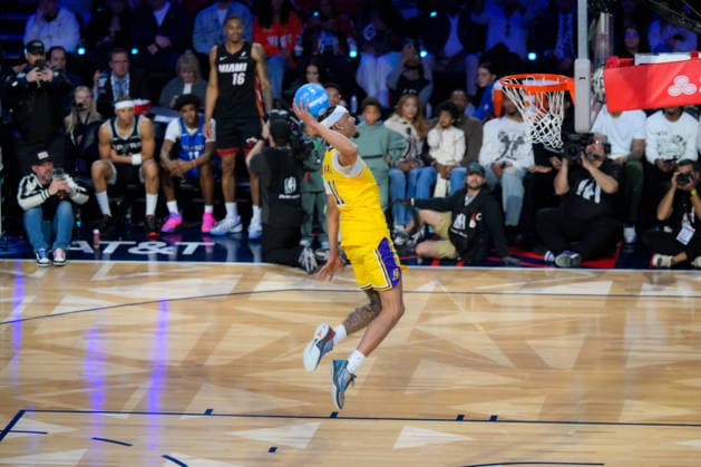 NBA, Basketball Herren, USA All Star 2026: Slum Dunk Contest LOS ANGELES, CA - FEB 14: Jaxson Hayes of LA Lakers competes for the Slum Dunk Contest during NBA All Star 2026 Saturday at Intuit Dome, Inglewood, Los Angeles, California, United States on February 14, 2026. Tayfun Coskun Anadolu California United States. Editorial use only. Please get in touch for any other usage.  Copyright: x2026xAnadoluxTayfunxCoskunx