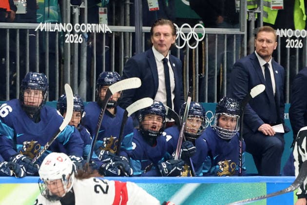 February 14, 2026, Milan, Lombardy, Italy: Tero Lehtera of Team Finland watches against Team Switzerland in a women s Ice hockey, Eishockey quarterfinal during the Milano Cortina 2026 Olympic Winter games, Winterspiele,Spiele, Summer games at Milano Rho Ice Hockey Arena. Olympics 2026: Milano Cortina: Ice Hockey-Women Quarterfinal - FIN-SUI  - ZUMAm117 20260214_oly_m117_042 Copyright: xDavidxMcIntyrex