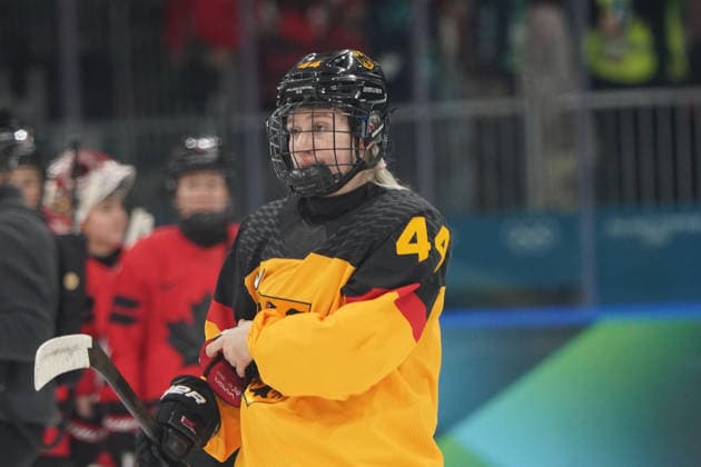 Milano Cortina, 2026 , Winter Olympic Games, Olympische Spiele, Olympia, OS Olympics, Winter-Olympische spiele 2026 , Eishockey Frauen, Finnland-Kanada ,vs Deutschland, Canada vs Germany Women , Playoffs Quarterfinals, Milano Rho Ice hockey, Eishockey Arena Hanna Hoppe Germany Deutschland GER Photocopyright Gladys Chai von der Laage *** Milano Cortina, 2026 , Winter Olympic Games, Olympics, Winter Olympics 2026 , Ice Hockey Women, Finland Canada ,vs Germany, Canada vs Germany Women , Playoffs Quarterfinals, Milano Rho Ice Hockey Arena Hanna Hoppe Germany Germany GER Photocopyright Gladys Chai von der Laage