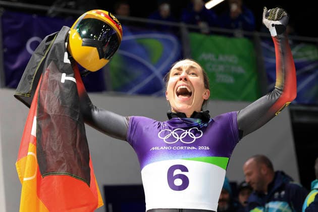 (260215) -- CORTINA D AMPEZZO, Feb. 15, 2026 -- Jacqueline Pfeifer of Germany reacts during the skeleton women s heat at the Milan-Cortina 2026 Olympic Winter games, Winterspiele,Spiele, Summer games in Cortina, Italy, Feb. 14, 2026. ) (MICO2026)ITALY-CORTINA D AMPEZZO-OLYMPIC WINTER GAMES-SKELETON-WOMEN DingxXu 