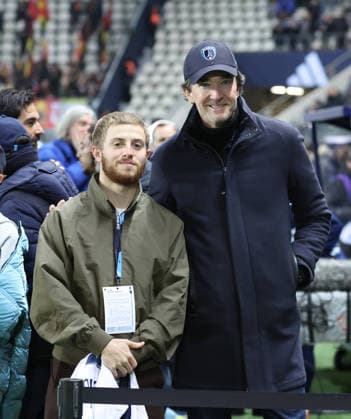 Paris FC vs Lens (J22 Ligue 1 McDonald s) 15 fÃ vrier 2026 Paris FC vs Lens J22 Ligue 1 McDonald s 15 fo vrier 2026 Antoine Arnault et Michou Miguel Mattioli Paris FC vs Lens J22 Ligue 1 McDonald s 15 feÃavrier 2026 au stade Jean Bouin o Paris. Paris FC vs Lens Matchday 22 of Ligue 1 McDonald s February 15, 2026, at Jean Bouin Stadium in Paris.  Copyright: xFabricexChasseryx  Copyright: xIMAGO FabricexChasseryx