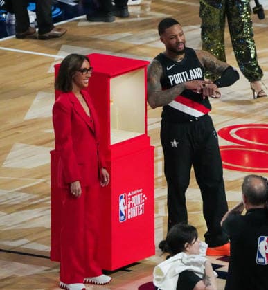 (260215) -- LOS ANGELES, Feb. 15, 2026 -- Portland Trail Blazers Damian Lillard (R) reacts after the three point contest at the NBA, Basketball Herren, USA basketball All-Star weekend festivities in Los Angeles, the United States, Feb. 14, 2026. (Photo by Xinhua) (SP)U.S.-LOS ANGELES-BASKETBALL-NBA-ALL-STAR WEEKEND SunxYuxuan 