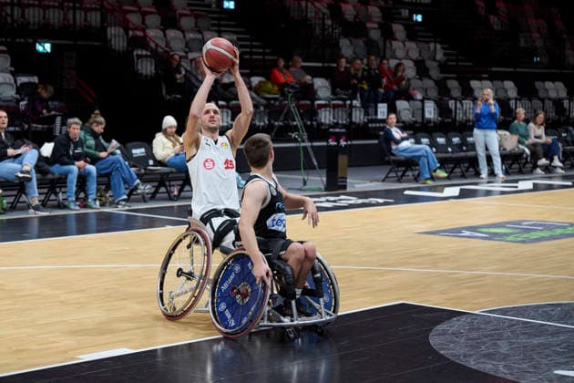 Nuremberg Falcons vs Allianz Rollers Ulm, Wheelchair Basketball, 2 Wheelchair Basketball Bundesliga, Division A, RBBL2 Div A 25 26, Nuremberg, KIA Metropol Arena, 15 Andre Hopp Nuremberg Falcons RBBL2, Nuremberg Falcons vs Allianz Rollers Ulm Nuremberg KIA Metropol Arena Bayern Germany Copyright: xAmerican-Football.Network,x30nullvierxPhotographie,xGerhardxLehnerx