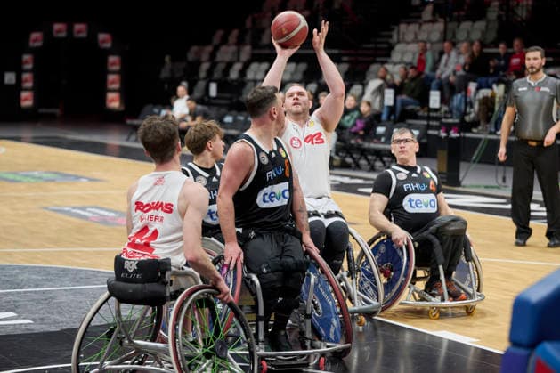 Nuremberg Falcons vs Allianz Rollers Ulm, Wheelchair Basketball, 2 Wheelchair Basketball Bundesliga, Division A, RBBL2 Div A 25 26, Nuremberg, KIA Metropol Arena, 93 Nilkas Mayer Nuremberg Falcons RBBL2, Nuremberg Falcons vs Allianz Rollers Ulm Nuremberg KIA Metropol Arena Bavaria Germany Copyright: xAmerican-Football.Network,x30nullvierxPhotographie,xGerhardxLehnerx