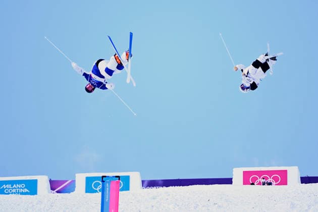 LIVIGNO, ITALIEN 20260215 Sveriges Walter Wallberg och Finlands Akseli Ahvenainen under söndagens 16-delsfinal i parallellpuckel vid OS i Livigno, Italien. *** Bilden ingar i SPORTPAKET. För övriga BETALBILD *** LIVIGNO ITALIEN x10080x *** LIVIGNO, ITALY 20260215 Swedens Walter Wallberg and Finlands Akseli Ahvenainen during Sundays round of 16 in parallel puck at the Olympics in Livigno, Italy Picture in SPORTPAKET For others PAYPICTURE LIVIGNO ITALY x10080x  Copyright: xFredrikxSandberg TTx OS 2026 PARALLELLPUCKEL