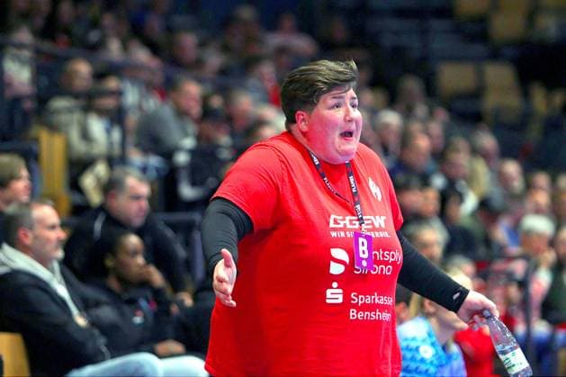 Coach Ilka Fickinger Flames Handball Women 1 Bundesliga 2025 26 BSV Sachsen Zwickau HSG Bensheim Auerbach Flames 22 37 on 14 2 2026 in the Sparkassen Arena Zwickau BSV Sachsen Zwickau HSG Bensheim Auerbach