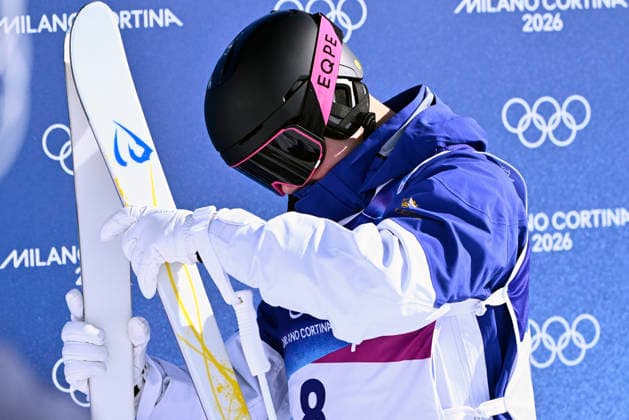LIVIGNO, ITALY 20260215 Sweden s Walter Wallberg was defeated by Japan s Takuya Shimakawa during Sunday s quarterfinal in parallel moguls at the Olympics in Livigno, Italy. *** The image is included in the SPORTS PACKAGE. For others PAYMENT IMAGE *** LIVIGNO ITALY x10080x *** LIVIGNO, ITALY 20260215 Sweden s Walter Wallberg was defeated by Japan s Takuya Shimakawa during Sunday s quarterfinal in parallel moguls at the Olympics in Livigno, Italy The image is included in the SPORTS PACKAGE For others PAYMENT IMAGE LIVIGNO ITALY x10080x  Copyright: xFredrikxSandberg TTx OS 2026 PARALLELLPUCKEL
