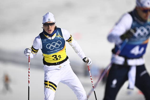VAL DI FIEMME, ITALIEN 20260215 Sveriges William Poromaa värmer upp inför herrarnas stafett 4 x 7,5 km under vinter-OS pa Tesero längdskidstadion i Val di Fiemme, Italien. *** Bilden ingar i SPORTPAKET. För övriga BETALBILD *** VAL DI FIEMME ITALIEN x10430x *** VAL DI FIEMME, ITALY 20260215 Swedens William Poromaa warms up for the mens 4 x 7.5 km relay during the Winter Olympics at Tesero Cross Country Stadium in Val di Fiemme, Italy Picture in SPORT PACKAGE For others PAY PICTURE VAL DI FIEMME ITALY x10430x  Copyright: xChristinexOlsson TTx OS 2026 SKIDOR STAFETT HERR