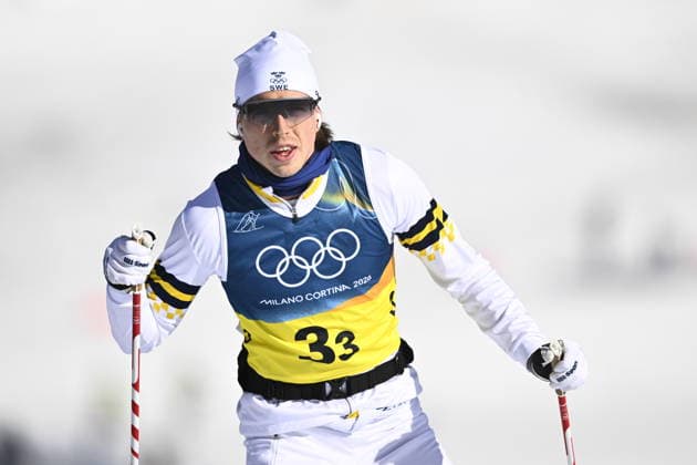VAL DI FIEMME, ITALIEN 20260215 Sveriges William Poromaa värmer upp inför herrarnas stafett 4 x 7,5 km under vinter-OS pa Tesero längdskidstadion i Val di Fiemme, Italien. *** Bilden ingar i SPORTPAKET. För övriga BETALBILD *** VAL DI FIEMME ITALIEN x10430x *** VAL DI FIEMME, ITALY 20260215 Swedens William Poromaa warms up for the mens 4 x 7.5 km relay during the Winter Olympics at Tesero Cross Country Stadium in Val di Fiemme, Italy Picture in SPORT PACKAGE For others PAY PICTURE VAL DI FIEMME ITALY x10430x  Copyright: xChristinexOlsson TTx OS 2026 SKIDOR STAFETT HERR