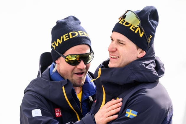 260215 Head coach Johannes Lukas of the Swedish national biathlon team celebrate with Martin Ponsiluoma of Sweden after the gold medal in men s biathlon 12,5 km pursuit during day 9 of the 2026 Winter Olympics on February 15, 2026 in Anterselva. Photo: Mathias Bergeld BILDBYRAN kod MB MB1329 skidskytte biathlon skiskyting Olympic Games, Olympische Spiele, Olympia, OS olympics winter olympics os ol olympiska spel vinter-os olympiske leker milano cortina 2026 milan cortina 2026 milano cortina 2026 olympic games milano cortina 2026 winter olympic games milano cortina-os milano cortina-ol vinter-ol 9 bbeng pursuit jaktstart jubel *** 260215 Head coach Johannes Lukas of the Swedish national biathlon team celebrate with Martin Ponsiluoma of Sweden after the gold medal in men s biathlon 12,5 km pursuit during day 9 of the 2026 Winter Olympics on February 15, 2026 in Anterselva Photo Mathias Bergeld BILDBYRAN code MB MB1329 biathlon biathlon olympic games olympics olympics winter olympics os ol olympiska spel vinter os olympiske leker milano cortina 2026 milan cortina 2026 milano cortina 2026 olympic games milano cortina 2026 winter olympic games milano cortina os milano cortina ol vinter ol 9 bbeng pursuit jaktstart jubel  Copyright: MATHIASxBERGELD BB260215MB037