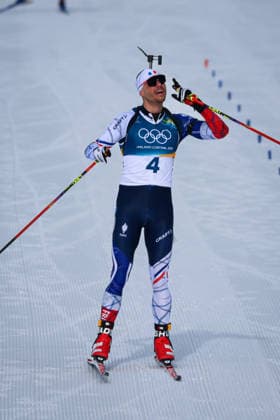 Antholz, Italien 15. Februar 2026: Biathlon Verfolgung Männer 12,5 km - Olympia 2026 Im Bild: Emilien Jacquelin (FRA) kommt mit Bronze in den Zielbereich. Anterselva Biathlon Arena *** Antholz, Italy 15 February 2026 Biathlon Pursuit Men 12.5 km Olympic Games 2026 In the picture Emilien Jacquelin FRA comes into the finish area Anterselva Biathlon Arena with bronze Copyright: xFotostandx xHettichx