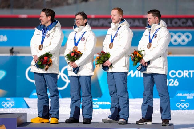 Winter Olympics in Milan Cortina 2026 Anterselva, Italy 20260215. Tarjei Bo, Johannes Thingnes Bo, Ole Einar Bjorndalen and Emil Hegle Svendsen, the Norwegian men s biathlon relay team from the 2014 Sochi Olympics, receive bronze medals during a special ceremony for the redistribution of Olympic medals at the 2026 Milan Cortina Winter Olympics. Photo: Heiko Junge NTB Anterselva Italy EDITORIAL USE ONLY. RESTRICTED USE FOR BETTING COMPANIES Ref:_SPO3N9oZmBLoS8.jpg *** Winter Olympics in Milan Cortina 2026 Anterselva, Italy 20260215 Tarjei Bo, Johannes Thingnes Bo, Ole Einar Bjorndalen and Emil Hegle Svendsen, the Norwegian men s biathlon relay team from the 2014 Sochi Olympics, receive bronze medals during a special ceremony for the redistribution of Olympic medals at the 2026 Milan Cortina Winter Olympics Photo Heiko Junge NTB Anterselva Italy EDITORIAL USE ONLY RESTRICTED USE FOR BETTING COMPANIES  Copyright: xHeikoxJungex xNTBx