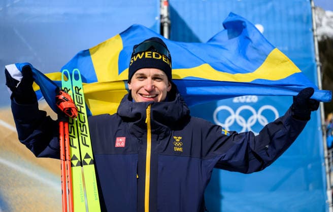 260215 Gold medalist Martin Ponsiluoma of Sweden celebrates after the men s biathlon 12,5 km pursuit during day 9 of the 2026 Winter Olympics on February 15, 2026 in Anterselva. Photo: Mathias Bergeld BILDBYRAN kod MB MB1329 skidskytte biathlon skiskyting Olympic Games, Olympische Spiele, Olympia, OS olympics winter olympics os ol olympiska spel vinter-os olympiske leker milano cortina 2026 milan cortina 2026 milano cortina 2026 olympic games milano cortina 2026 winter olympic games milano cortina-os milano cortina-ol vinter-ol 9 bbeng pursuit jaktstart jubel *** 260215 Gold medalist Martin Ponsiluoma of Sweden celebrates after the men s biathlon 12,5 km pursuit during day 9 of the 2026 Winter Olympics on February 15, 2026 in Anterselva Photo Mathias Bergeld BILDBYRAN code MB MB1329 biathlon biathlon olympic games olympics olympics winter olympics os ol olympic games winter os olympic games milano cortina 2026 milan cortina 2026 milano cortina 2026 olympic games milano cortina 2026 winter olympic games milano cortina os milano cortina ol winter ol 9 bbeng pursuit jaktstart jubel  Copyright: MATHIASxBERGELD BB260215MB052