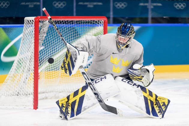 260215 Ebba Svensson Träff of Sweden at an Ice hockey, Eishockey practice session during day 9 of the 2026 Winter Olympics on February 15, 2026 in Milan. Photo: Emma Wallskog BILDBYRAN kod EW EW0636 ishockey ice hockey Olympic Games, Olympische Spiele, Olympia, OS olympics winter olympics os ol olympiska spel vinter-os olympiske leker milano cortina 2026 milan cortina 2026 milano cortina 2026 olympic games milano cortina 2026 winter olympic games milano cortina-os milano cortina-ol vinter-ol 9 bbeng dam sverige sweden *** 260215 Ebba Svensson Träff of Sweden at an ice hockey practice session during day 9 of the 2026 Winter Olympics on February 15, 2026 in Milan Photo Emma Wallskog BILDBYRAN kod EW EW0636 ishockey ice hockey olympic games olympics winter olympics os ol olympiska spel vinter os olympiske leker milano cortina 2026 milan cortina 2026 milano cortina 2026 olympic games milano cortina 2026 winter olympic games milano cortina os milano cortina ol vinter ol 9 bbeng dam sverige sweden  Copyright: EMMAxWALLSKOG BB260215EW011