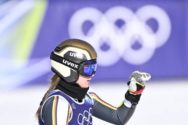 CORTINA, ITALY 20260215 Emma Aicher, Germany, in the finish area after the second run of the women s giant slalom in Cortina during the Winter Olympics in Milan Cortina, Italy. *** The image is included in the SPORTS PACKAGE. For others PAID IMAGE *** CORTINA ITALY x10050x *** CORTINA, ITALY 20260215 Emma Aicher, Germany, in the finish area after the second run of the women s giant slalom in Cortina during the Winter Olympics in Milan Cortina, Italy The image is included in the SPORTS PACKAGE For others PAID IMAGE CORTINA ITALY x10050x  Copyright: xPontusxLundahl TTx 2026 OLYMPICS ALPINE GIAN SLALOM WOMEN