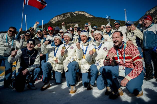 260215 Emil Iversen, Martin Lowstrom Nyenget, Einar Hedegart and Johannes Hosflot Klaebo of Norway celebrate with Jonas Gahr Store, Prime Minister of Norway and Crown Prince Haakon of Norway after he men s 4 x 7.5km relay cross-country skiing race during day 9 of the 2026 Winter Olympics on February 15, 2026 in Val di Fiemme. Photo: Maxim Thore BILDBYRAN kod MT MT0983 skidor cross-country skiing langrenn Olympic Games, Olympische Spiele, Olympia, OS olympics winter olympics os ol olympiska spel vinter-os olympiske leker milano cortina 2026 milan cortina 2026 milano cortina 2026 olympic games milano cortina 2026 winter olympic games milano cortina-os milano cortina-ol vinter-ol 9 bbeng herr stafett norge jubel statsminister kronprins gull guld gold ol-gull os-guld *** 260215 Emil Iversen, Martin Lowstrom Nyenget, Einar Hedegart and Johannes Hosflot Klaebo of Norway celebrate with Jonas Gahr Store, Prime Minister of Norway and Crown Prince Haakon of Norway after he mens 4 x 7 5km relay cross country skiing race during day 9 of the 2026 Winter Olympics on February 15, 2026 in Val di Fiemme Photo Maxim Thore BILDBYRAN kod MT MT0983 skidor cross country skiing langrenn olympic games olympics winter olympics os ol olympiska spel vinter os olympiske leker milano cortina 2026 milan cortina 2026 milano cortina 2026 olympic games milano cortina 2026 winter olympic games milano cortina os milano cortina ol vinter ol 9 bbeng herr stafett norge jubel statsminister kronprins gull guld gold ol gull os guld  Copyright: MAXIMxTHORE BB260215MT100