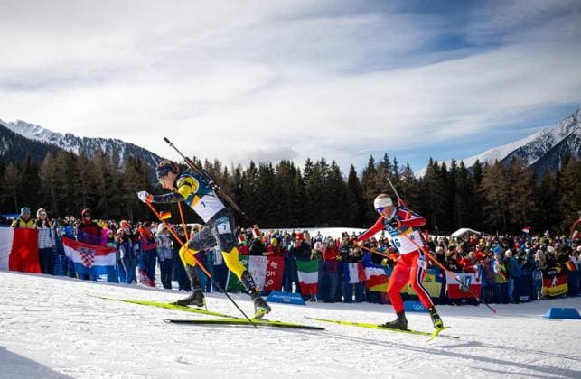 MILANO CORTINA 2026 - OLYMPISCHE WINTERSPIELE - ANTERSELVA - BIATHLON - VERFOLGUNG 12,5KM VERFOLGUNG MÄNNER ** NUR FÜR REDAKTIONELLE ZWECKE ** EDITORIAL USE ONLY **<p>15 02 2026-Anterselva: Olympische Winterspiele Milano Cortina 2026 Biathlon Anterselva Biathlon Arena - Antholz Event: 12,5km Verfolgung Männer im Foto: Martin Ponsiluoma 7 (SWE), links, Johannes Dale-Skjevdal 6 (NOR), rechts ( Italien Venetien Cortina d™Ampezzo Copyright: SaschaxFromm *** MILANO CORTINA 2026 OLYMPIC WINTER GAMES ANTERSELVA BIATHLON PURSUIT 12.5KM PURSUIT MEN FOR EDITORIAL PURPOSES ONLY EDITORIAL USE ONLY p 15 02 2026 Anterselva Olympic Winter Games Milano Cortina 2026 Biathlon Anterselva Biathlon Arena Antholz Event 12,5km pursuit men in photo Martin Ponsiluoma 7 SWE , left, Johannes Dale Skjevdal 6 NOR , right Italy Veneto Cortina d™Ampezzo Copyright SaschaxFromm Copyright: SaschaxFromm doc84l4mzyqink12xo2bnyw ,EDITORIAL USE ONLY
