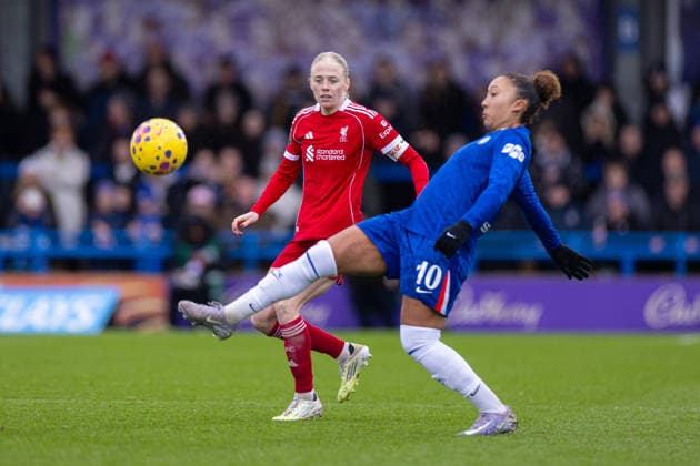 Football - FA Women™s Super League - Chelsea FC Women v Liverpool FC Women LONDON, ENGLAND - Sunday, February 15, 2026: Liverpool s captain Grace Fisk and Chelsea s Lauren James during the FA Women™s Super League match between Chelsea FC Women and Liverpool FC Women at Kingsmeadow. (Photo by David Rawcliffe Propaganda) KINGSTON-UPON-THAMES Kingsmeadow GREATER LONDON ENGLAND  Copyright: xPropagandax P2026-02-15-Chelsea_W_Liverpool_W-127